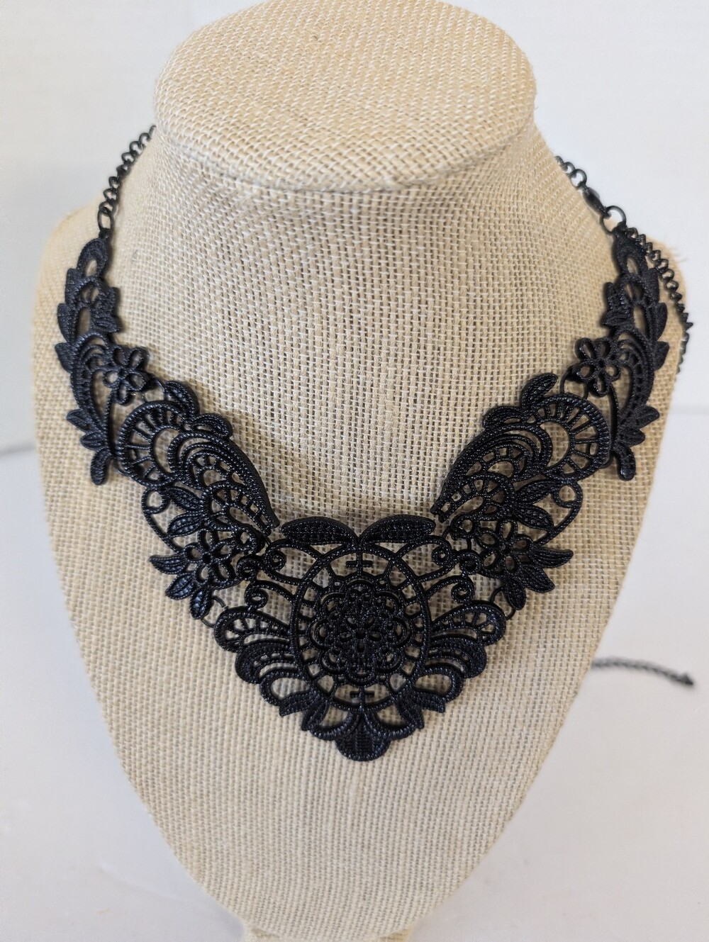 Black Lace Filigree Metal Statement Necklace - Women Jewelry